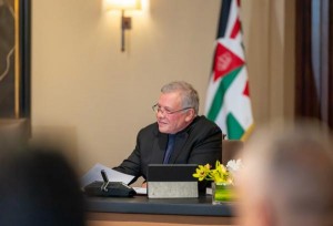 الملك: ضرورة غرس القيم الإنسانية والتطوعية في الأجيال القادمة