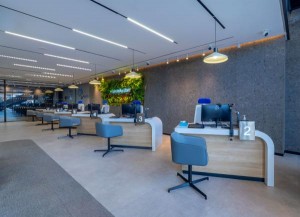 To Enhance Customer Experience Through the Latest Technologie ...Zain Opens Its Brand-New Store in Irbid