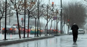 الأرصاد الجوية: منخفض جوي وأمطار غزيرة وتحذيرات من السيول والرياح القوية