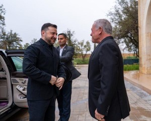 الملك يستقبل الرئيس الأوكراني في عمان