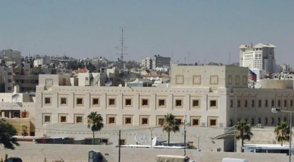 السفارة الأمريكية في الاردن تستأنف تقديم الخدمات لرعاياها