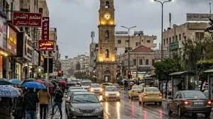 كتلة هوائية باردة نسبياً تؤثر على المملكة تترافق بالرياح النشطة وفرص الأمطار خاصة في شمال المملكة