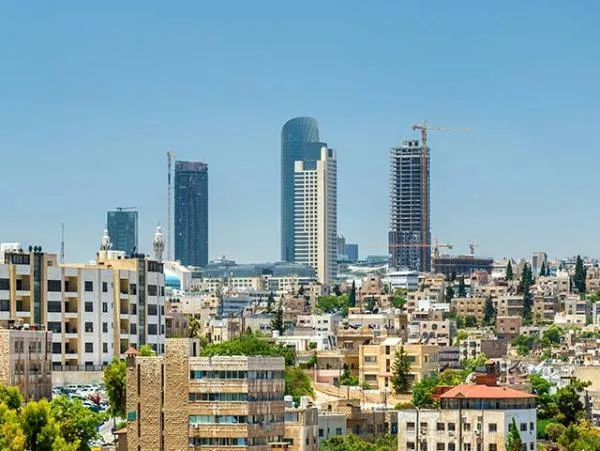 الأربعاء .. انخفاض قليل على الحرارة وطقس معتدل في أغلب المناطق