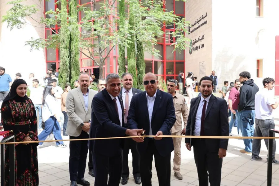 بالصور .. د. الحوراني يرعى يوم الابتكار في جامعة عمّان الأهلية بمشاركة شركات ريادية وتقنية