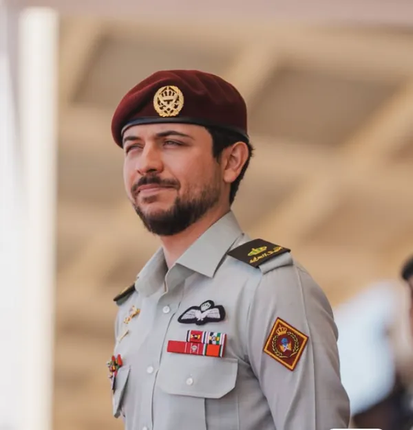 ولي العهد مهنئًا بالأضحى: عيدكم مبارك .. كل عام وأنتم بخير