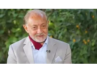 وفاة الفنان عبد العزيز مخيون بعد صراع طويل مع المرض