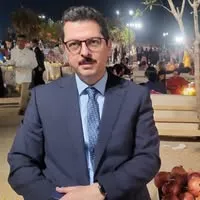 (  احتراف الكذب  ام  ابداع  في التمثيل ) 