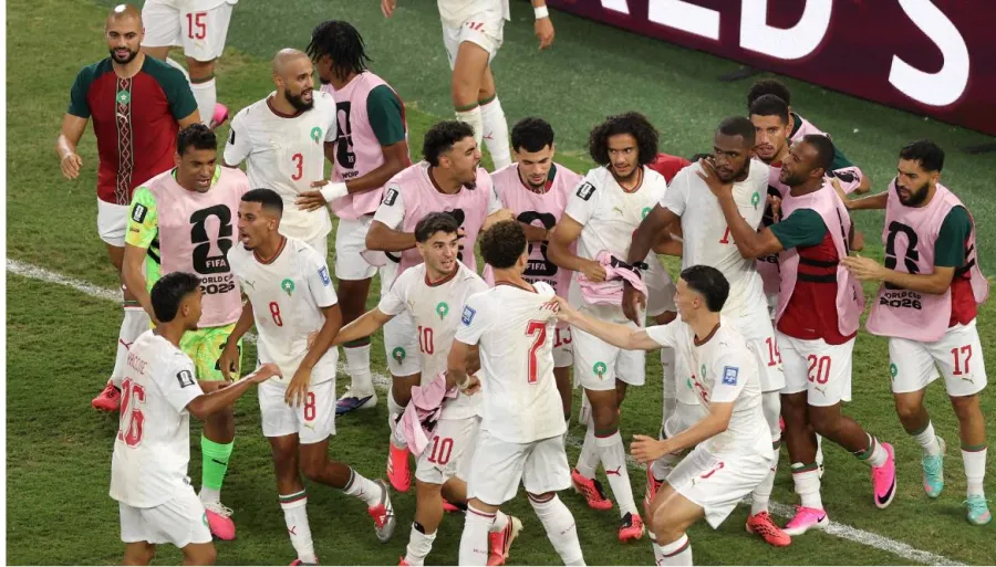  المغرب يطيح بهولندا وينطلق إلى دور الـ 16 في كأس العالم