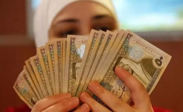 الضمان يوضح شروط واستحقاقات بدل إجازة الأمومة