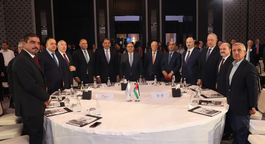 مندوباً عن رئيس الوزراء.. أبو غزالة يرعى انطلاق المؤتمر التاسع لرجال الأعمال والمستثمرين الأردنيين في الخارج
