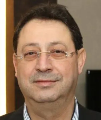 «أنطوان الصحناوي» وعشاء نتنياهو.. صعود نحو العار! بقلم .. رجا طلب