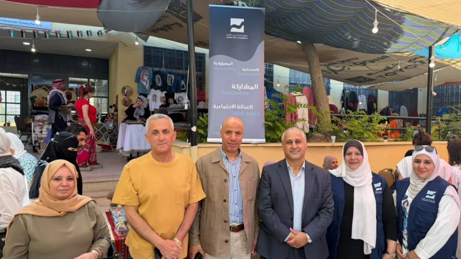 مؤسسة نهر الأردن تدعم مشاركة نخبة من حرفيات البتراء ورم في سوق جارا  