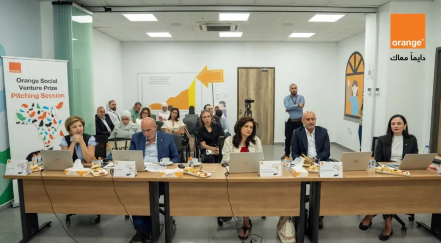 13 رياديةً وريادياً يستعرضون أفكارهم في النسخة المحلية العاشرة من جائزة Orange للمشاريع الريادية المجتمعية لعام 2026