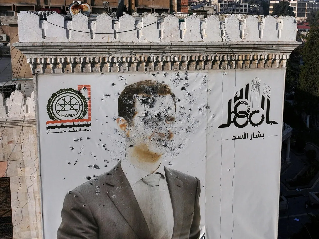 روسيا: استضفنا الأسد لـ(دواعٍ إنسانية)