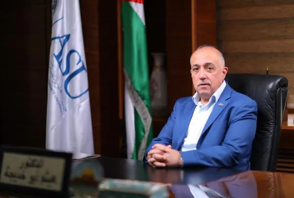 أبو خديجة: «التطبيقية» تصنع خريجيها للمنافسة عالمياً والاعتمادات والتصنيفات والبحث العلمي بوابة سوق العمل