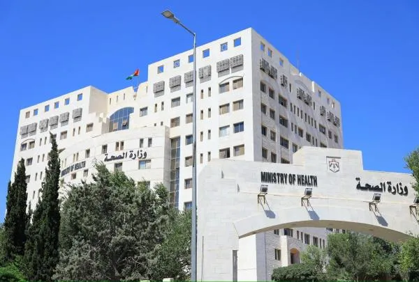 الصحة: تصاريح مزاولة المهنة لخريجي الدبلوم دون اشتراط الامتحان الشامل